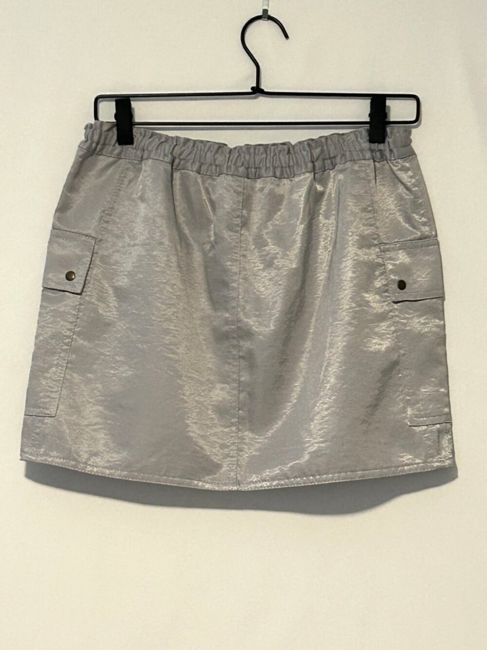 Express metallic gray satin mini cargo skirt, size M - Picture 2 of 4